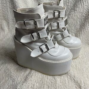 Demonia swing105 synthetic Gothic White Platform wedge Buckle ankle boots SZ 7.5